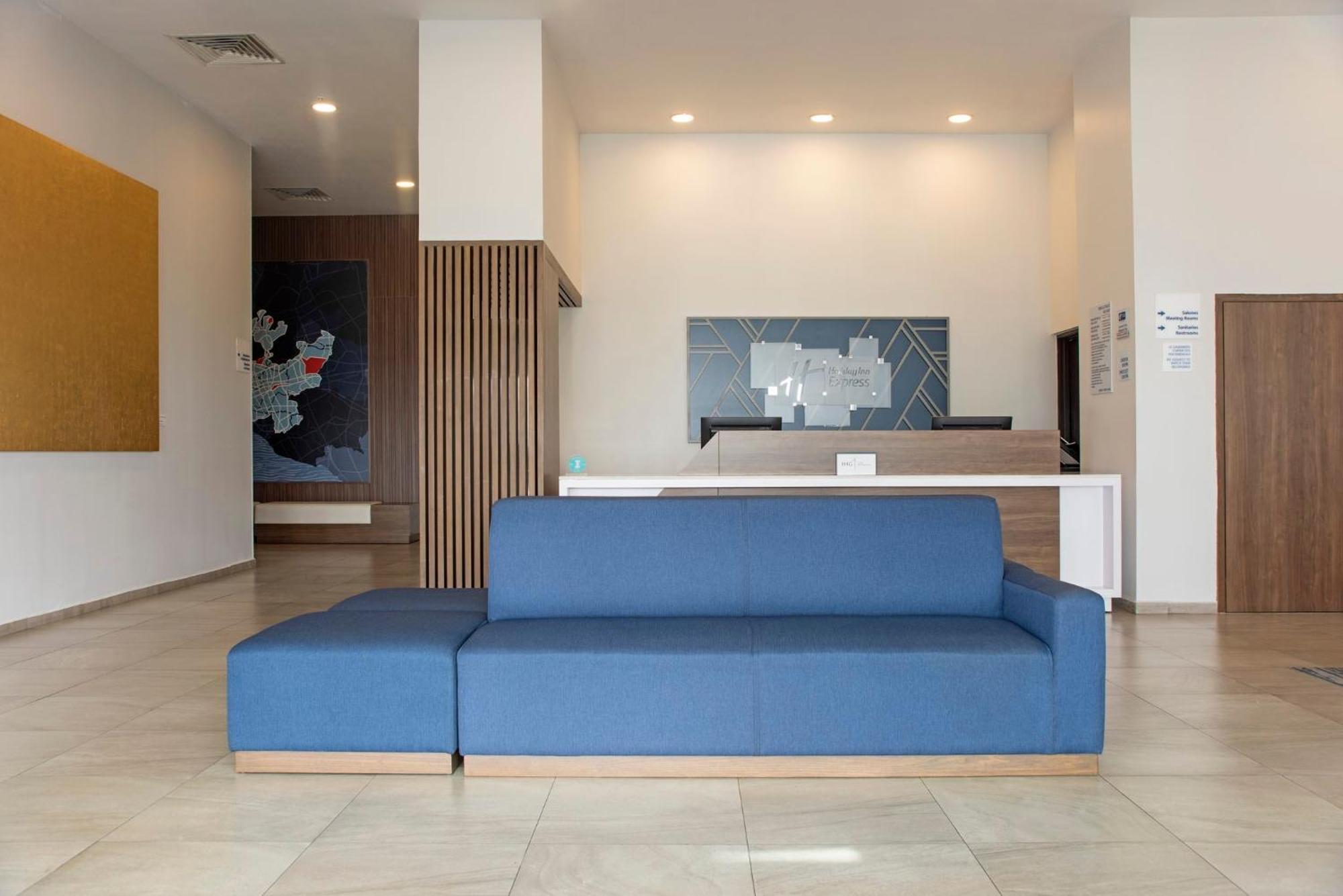 Holiday Inn Express Guadalajara Iteso By Ihg Zapopan Extérieur photo