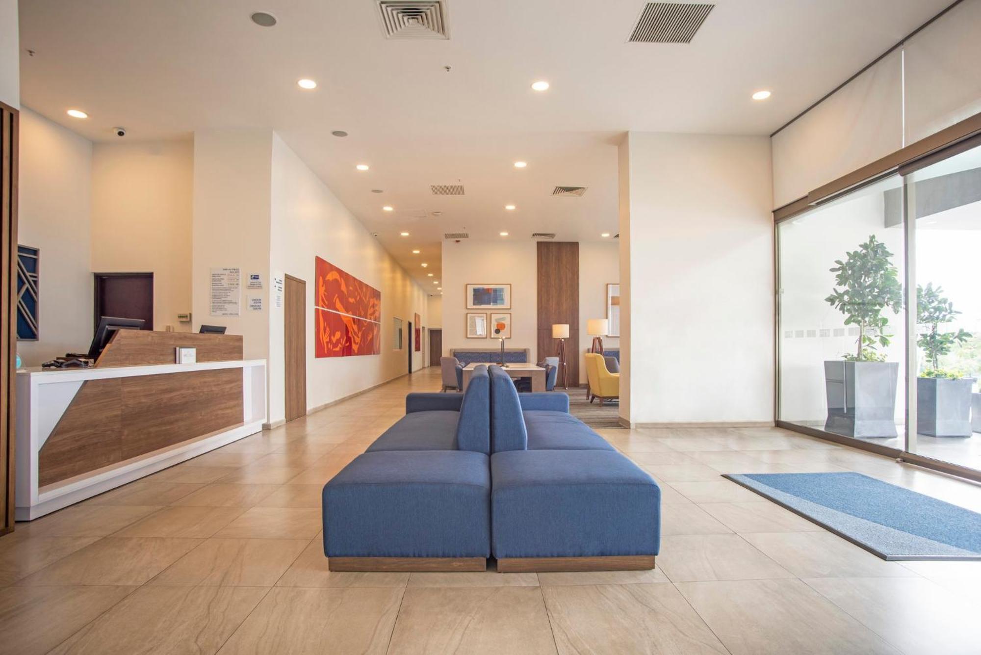 Holiday Inn Express Guadalajara Iteso By Ihg Zapopan Extérieur photo