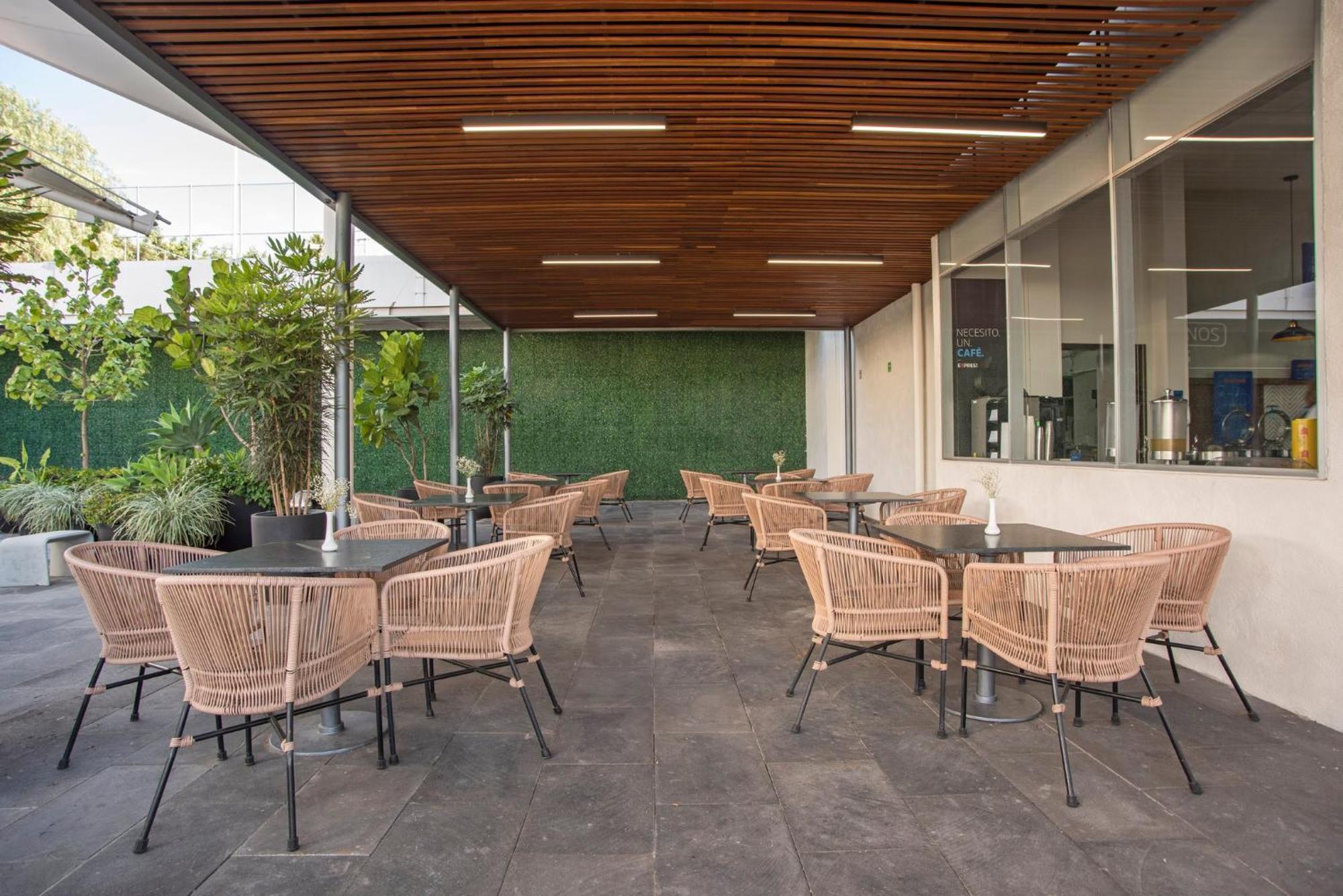 Holiday Inn Express Guadalajara Iteso By Ihg Zapopan Extérieur photo