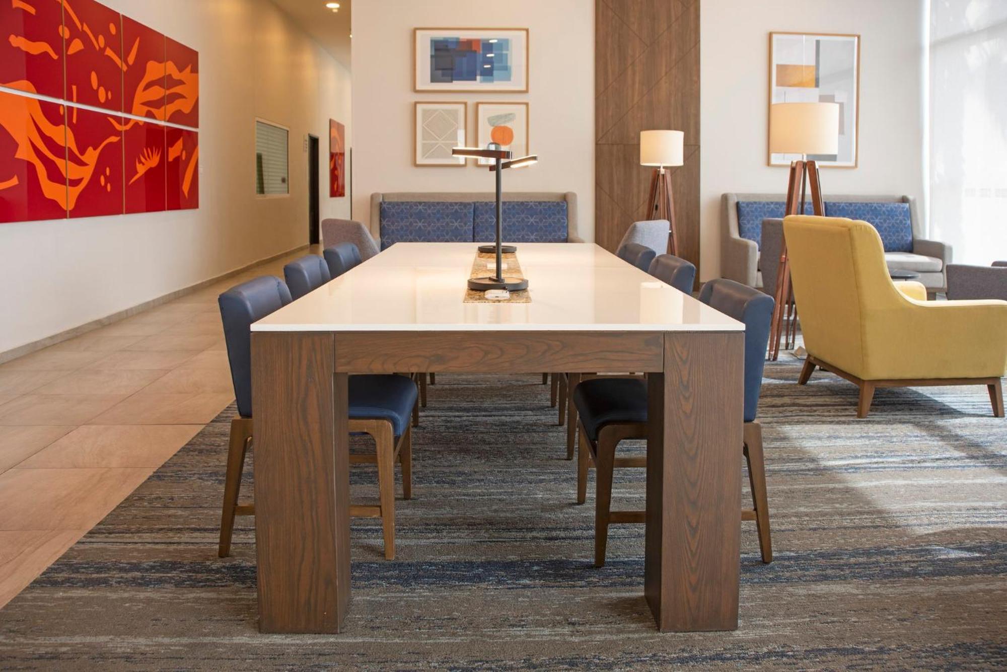 Holiday Inn Express Guadalajara Iteso By Ihg Zapopan Extérieur photo