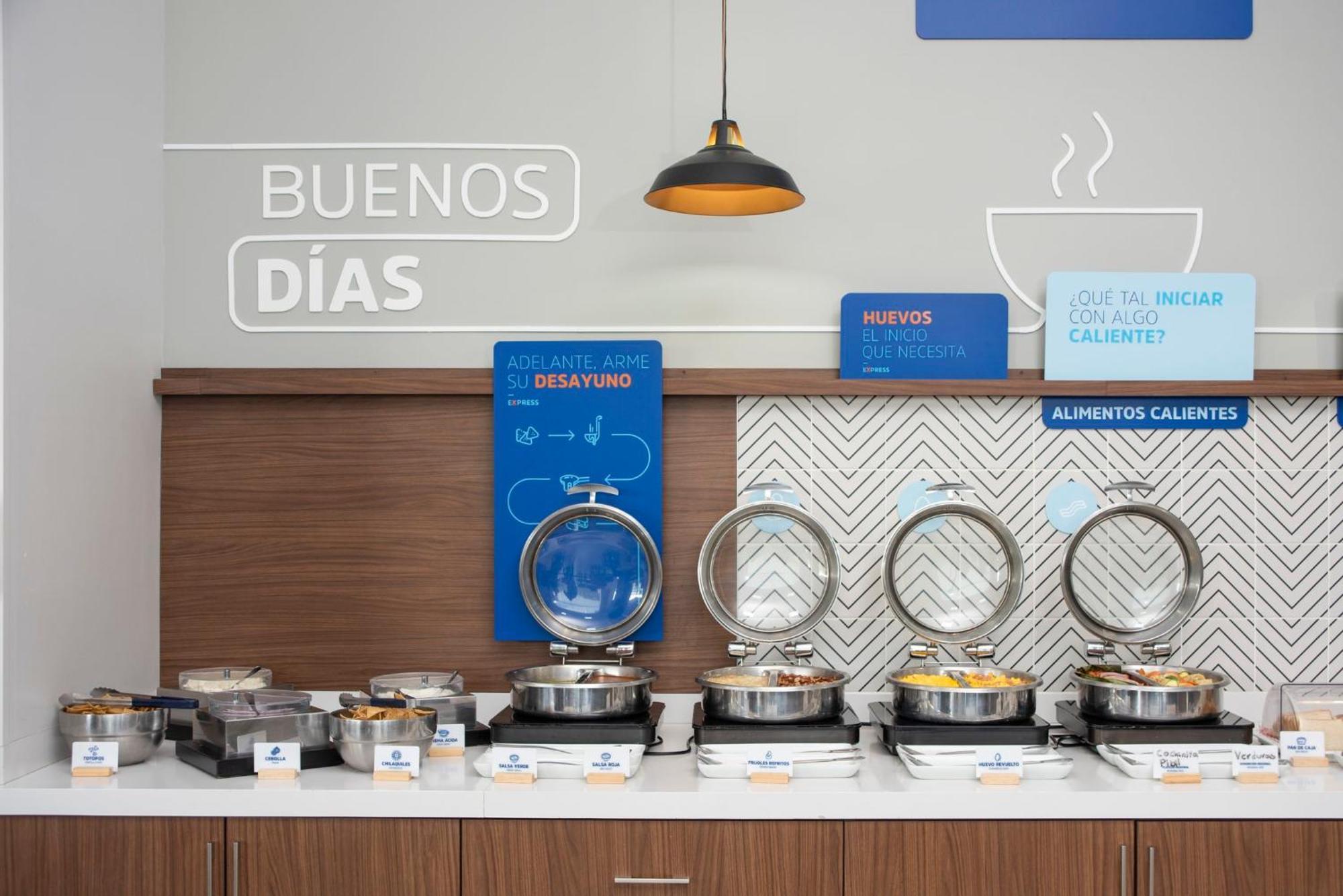 Holiday Inn Express Guadalajara Iteso By Ihg Zapopan Extérieur photo